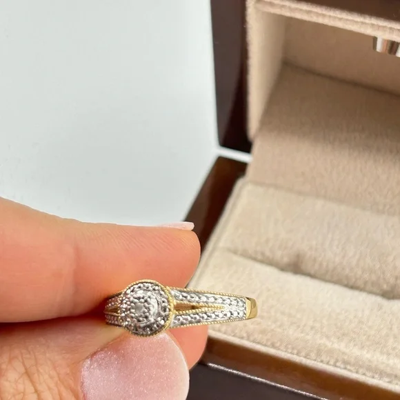.5 Ct Diamond Oval Cluster 10k Yellow Gold Engagement Wedding Ring Size 7 New